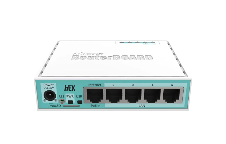 MikroTik hEX / RB750Gr3